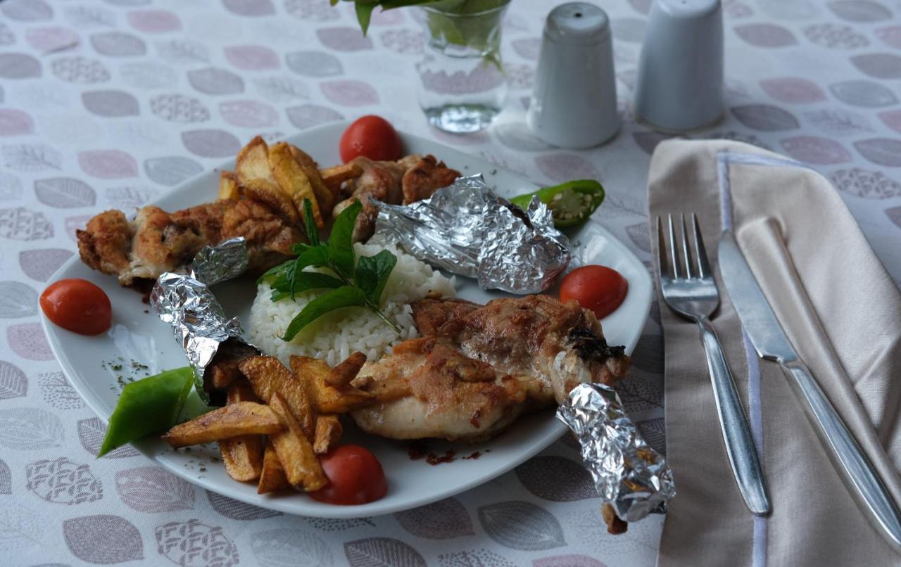 Nizam Butik Otel Bueyuekada Adalar Esterno foto