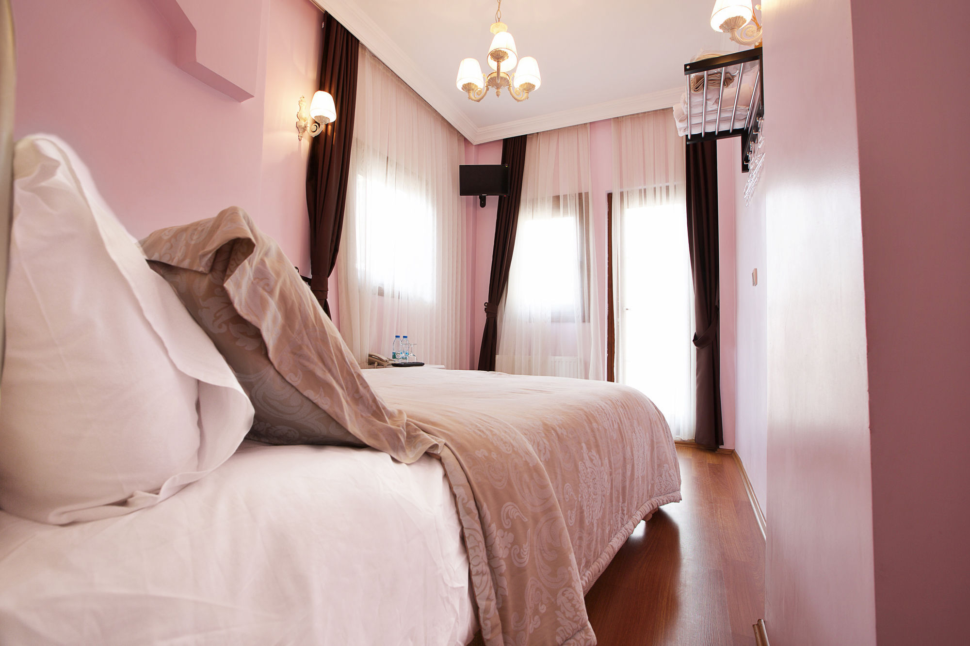 Nizam Butik Otel Bueyuekada Adalar Esterno foto